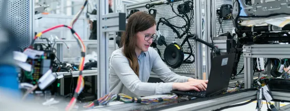 Engineering Professional Internships for College Students with Autism