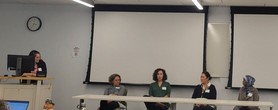 Sommer Aldulaimi (left) and panelists (second from left to right) Amelia Natoli, Sophie Herran, Linda Kraemer and Sahra Hirsi